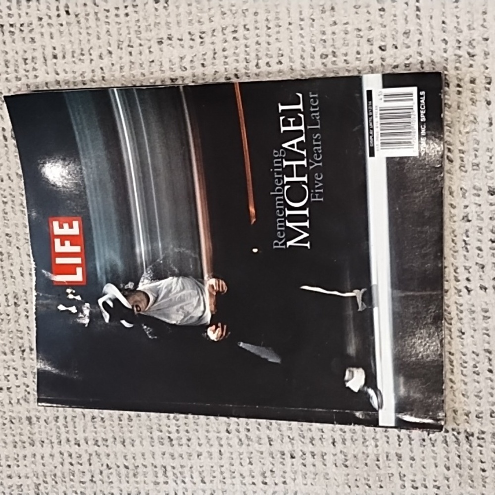 LIFE magazine 9/12/14 Remembering Michael Jackson